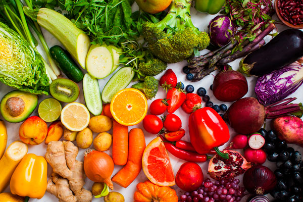 Vitamine müssen dem Pferd möglicherweise über die Nahrung zugeführt werden Vitamine für ein gesundes Immunsystem des Pferdes